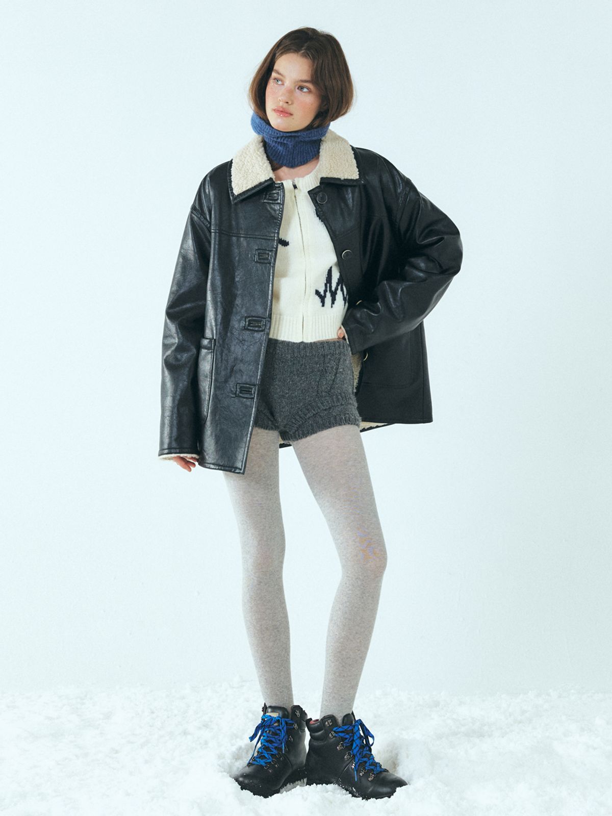 에트몽(ETMON) Reversible Leather Mustang Coat, Black