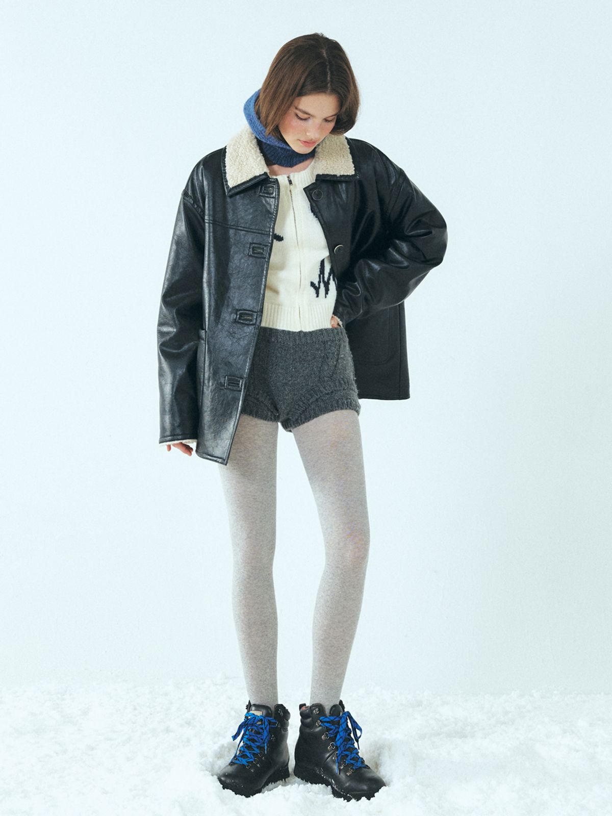 에트몽(ETMON) Reversible Leather Mustang Coat, Black