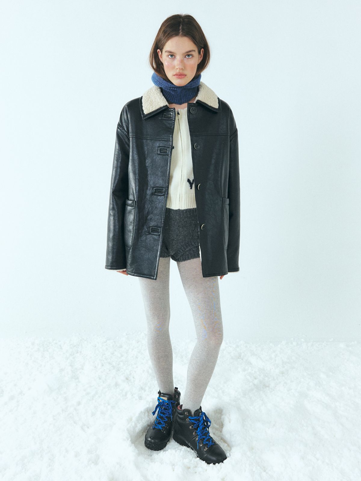 에트몽(ETMON) Reversible Leather Mustang Coat, Black