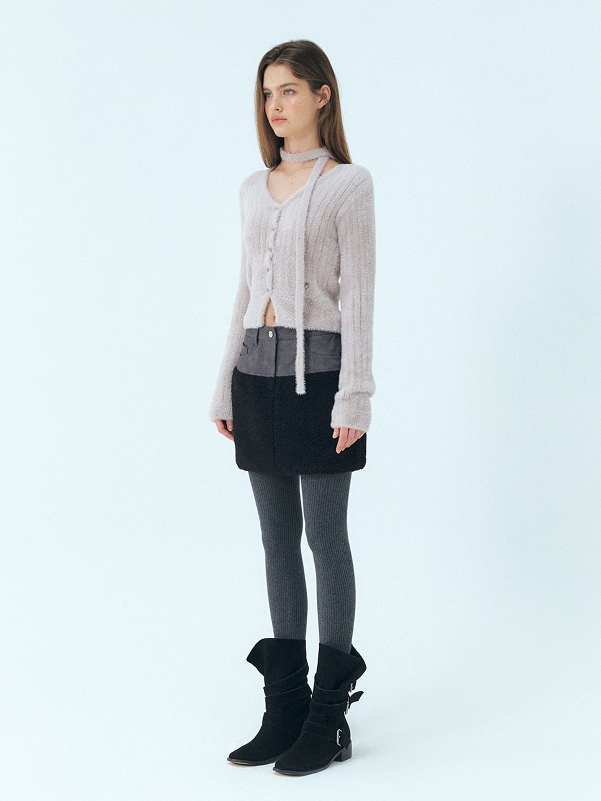 에트몽(ETMON) Mixed Shearling Mini Skirt, Black