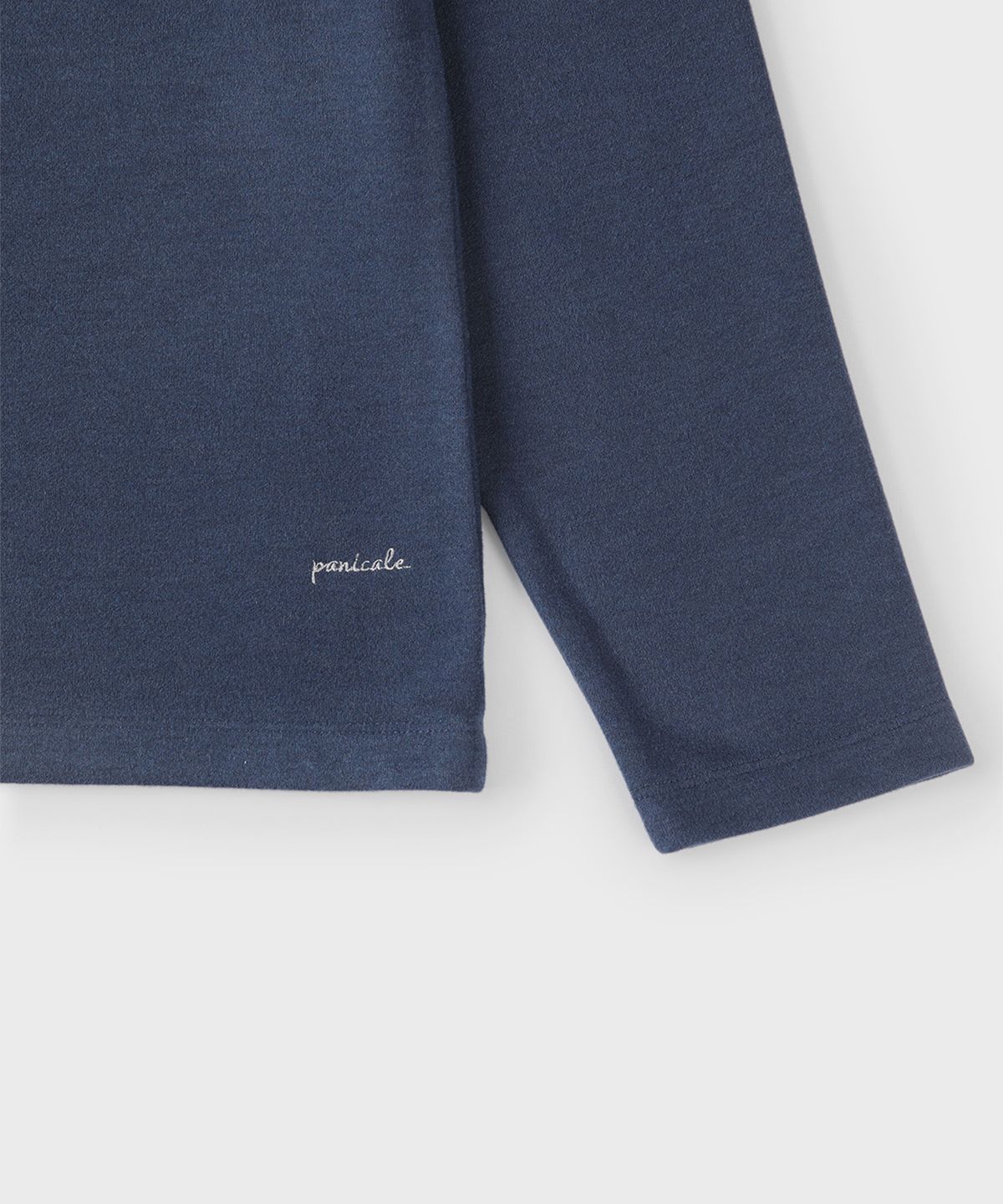 빠니깔레(PANICALE) 네이비 소프트 배색 라운드 티셔츠
