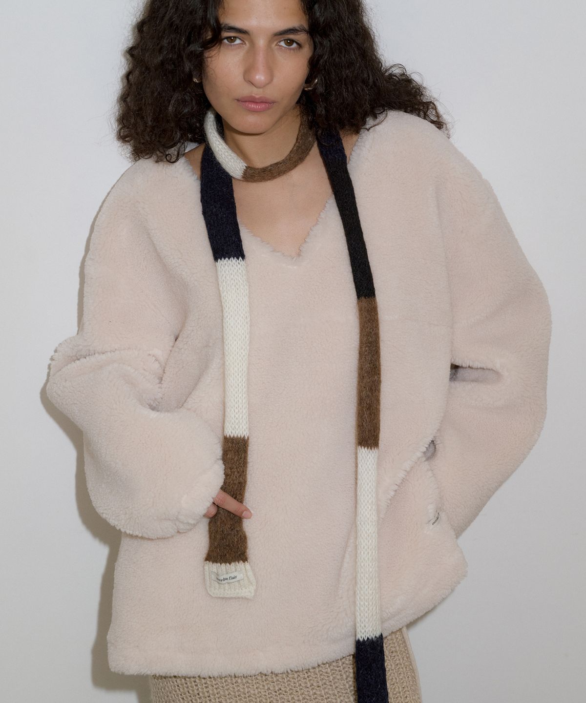 오버듀플레어(OVERDUEFLAIR) COLOR MIX MUFFLER_NAVY