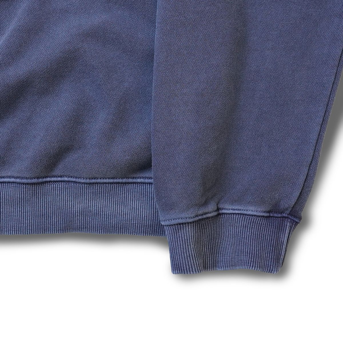 피오에스알(POSR) OVERDYED LOGO SWEATSHIRT / NAVY