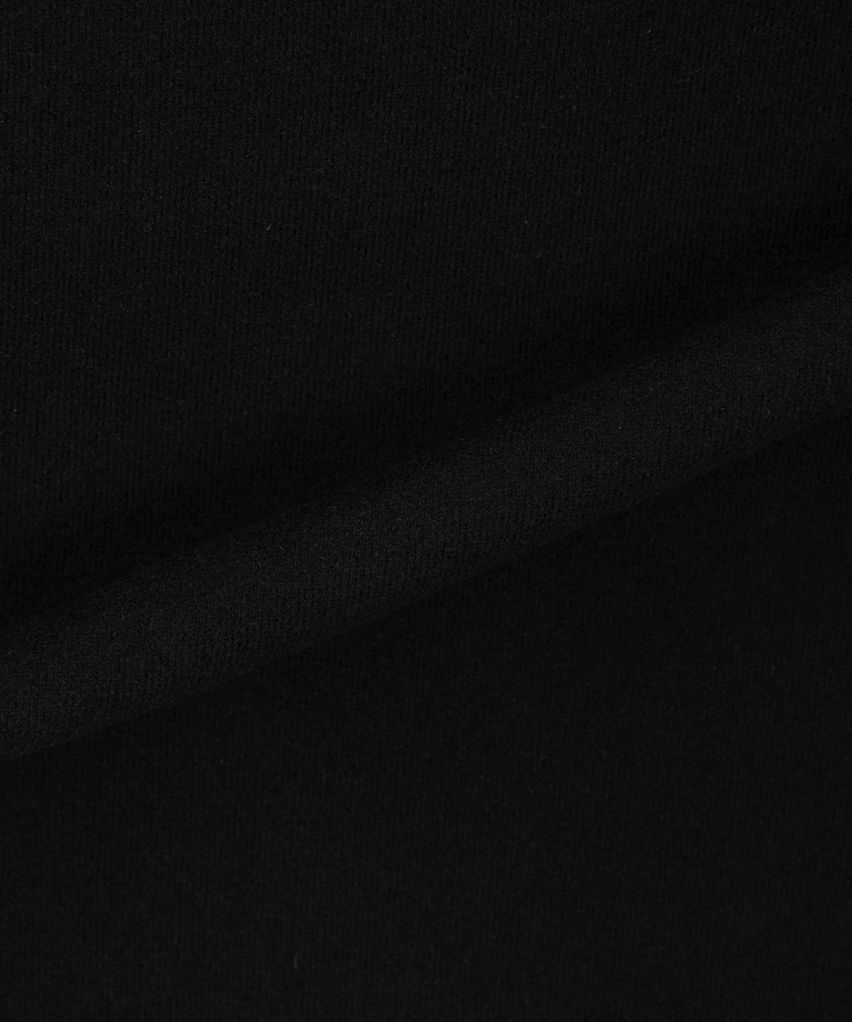 베이직하우스(BASIC HOUSE) 폴리스판 양면 하프넥 긴팔티셔츠 블랙 LYTS7101