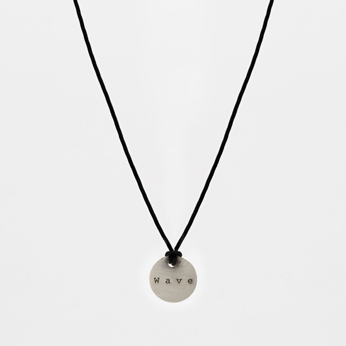 하카블랙스(HAKKABLACKS) Round Initial String Necklace