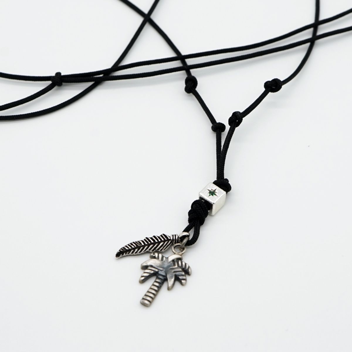 하카블랙스(HAKKABLACKS) Black Palmtree  String #02N