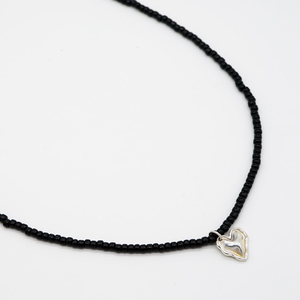 하카블랙스(HAKKABLACKS) Wave Heart Necklace