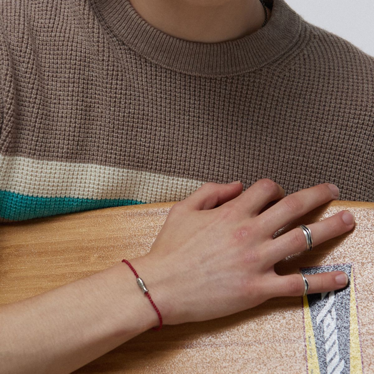 하카블랙스(HAKKABLACKS) Red Fish Bracelet