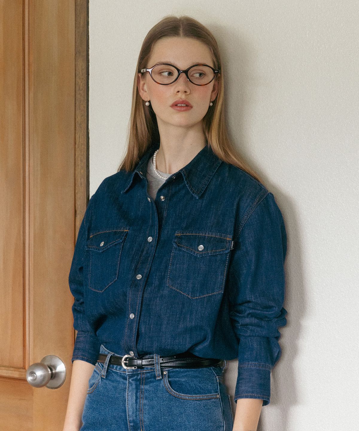튜드먼트(TTUDEMENT) [2COLORS] WASHED DENIM SHIRT