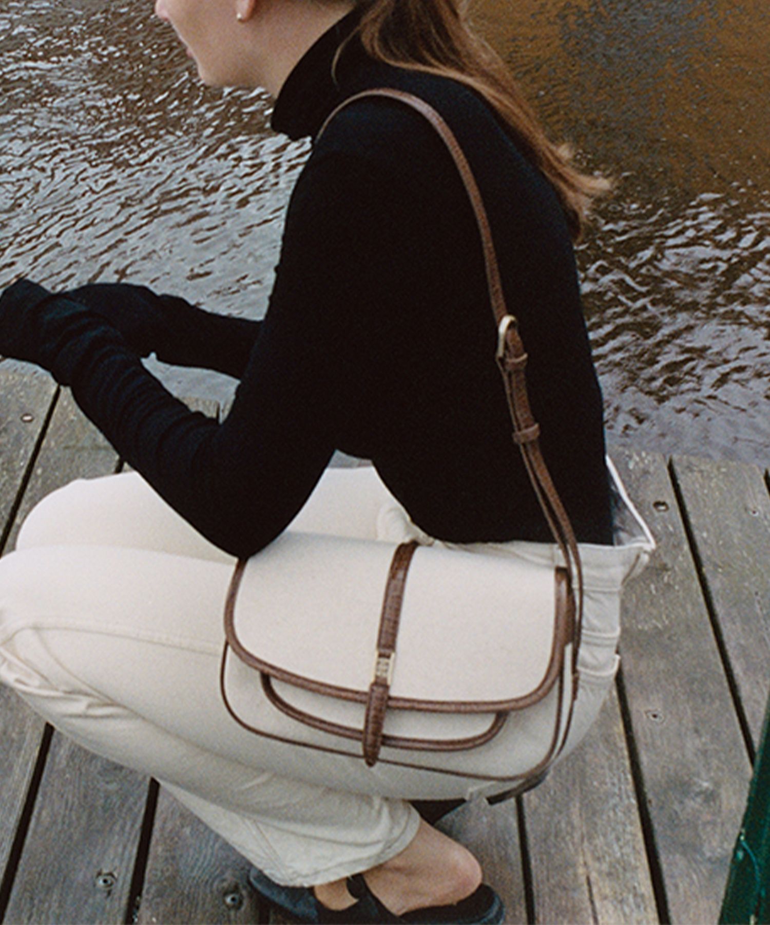 MUSINSA | FOLNUA CLASSIC LOGO MINI POST BAG [BROWN - CANVAS]