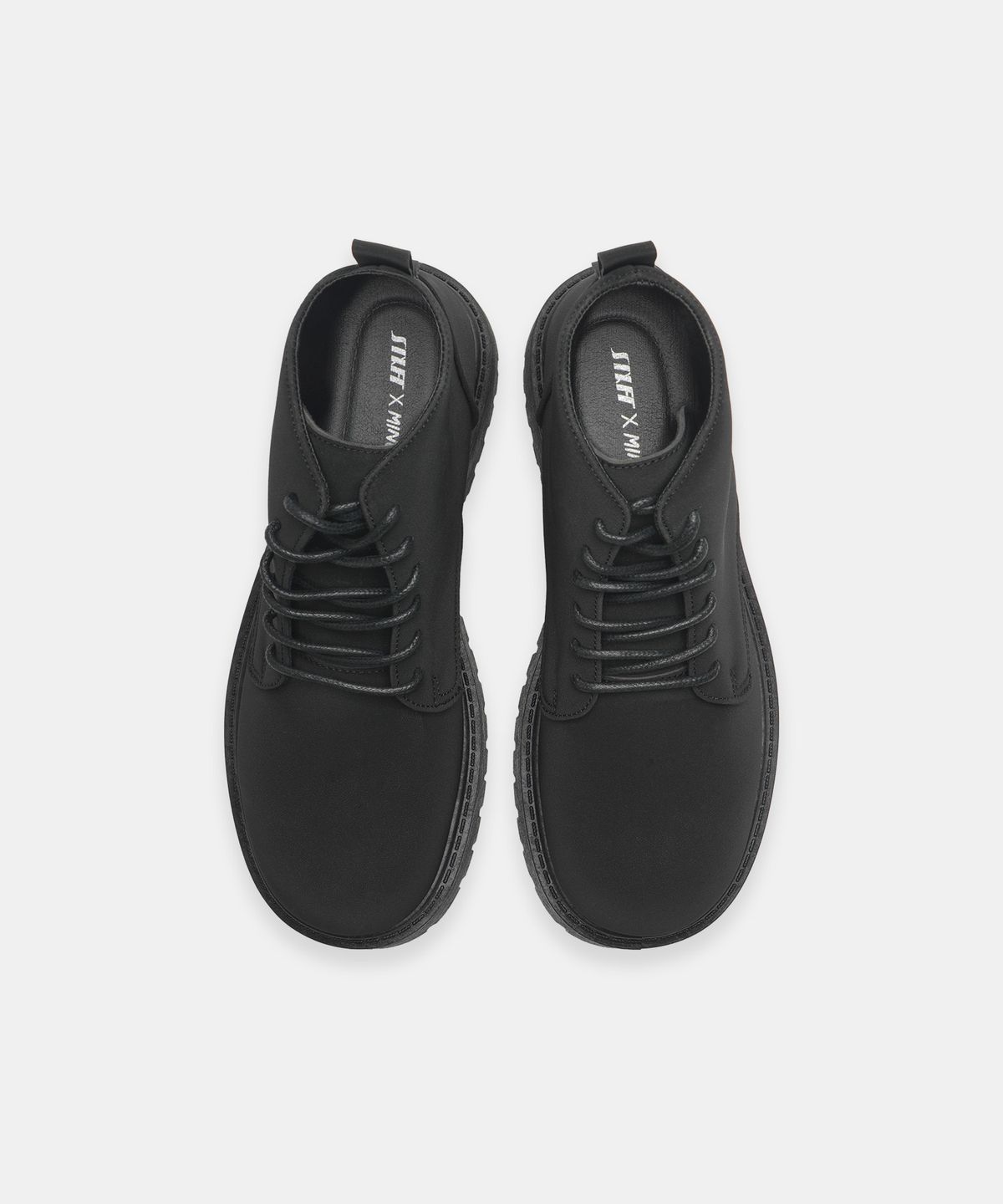 식스핏(6FT) [미누의코디 x 식스핏] BOLD TOE BOOTS(MATT SUEDE)
