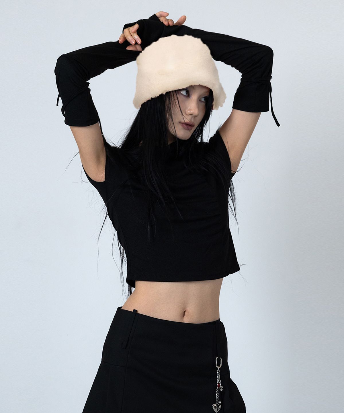 어세이(ASSAY) FLUFFY BUCKET HAT (PINK)