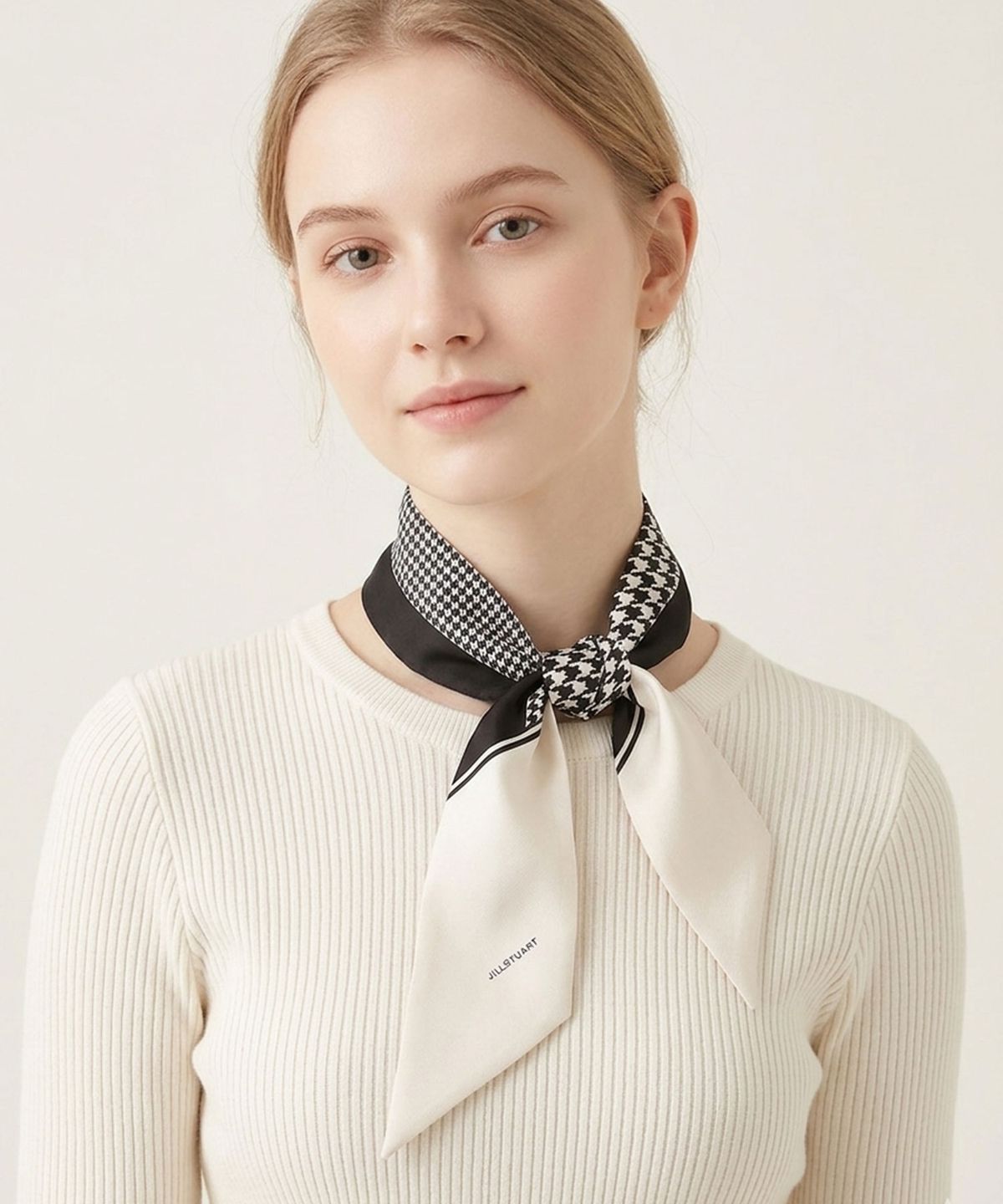 질스튜어트액세서리(JILLSTUART ACC) [실크100%] 하운드투스 롱 스카프 3color