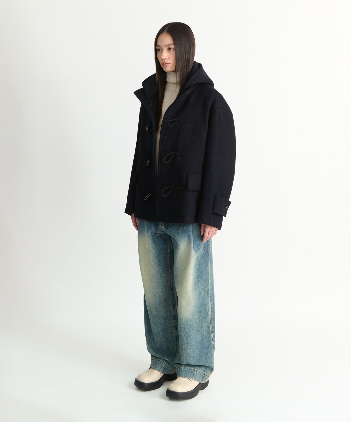 넌블랭크(NONBLANK) 우먼즈 디테처블 후드 더플 하프 코트_DARK NAVY