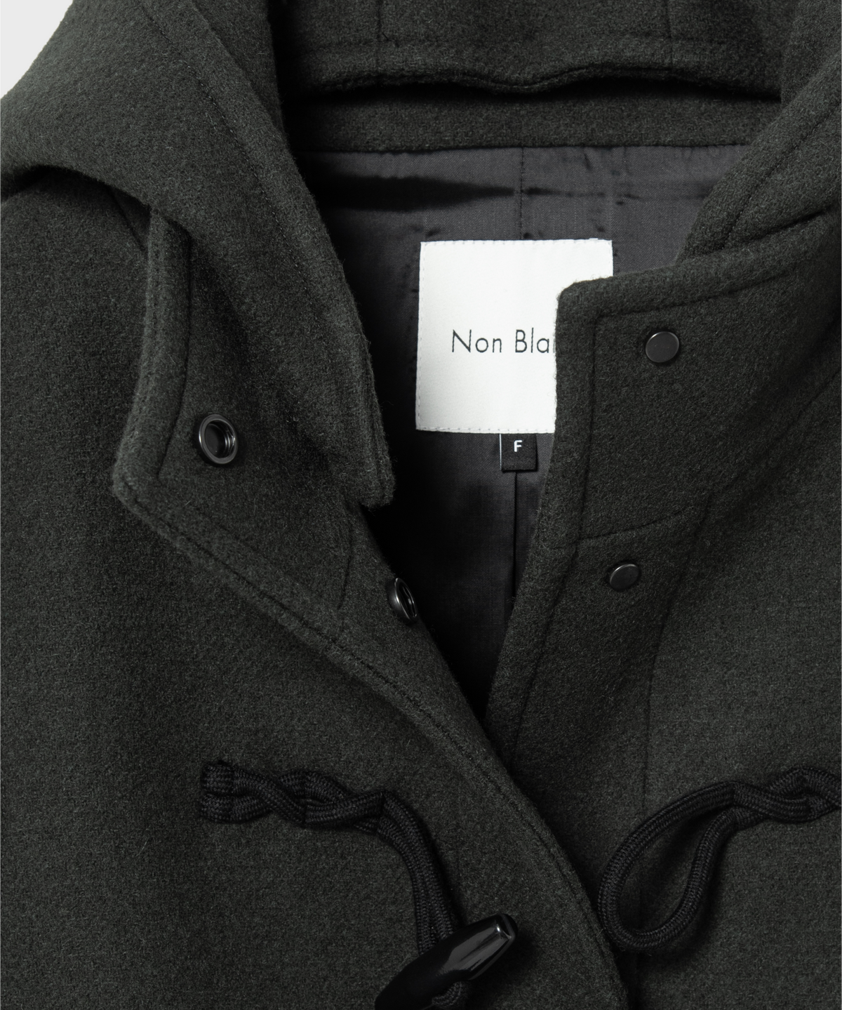 넌블랭크(NONBLANK) 우먼즈 디테처블 후드 더플 하프 코트_KHAKI