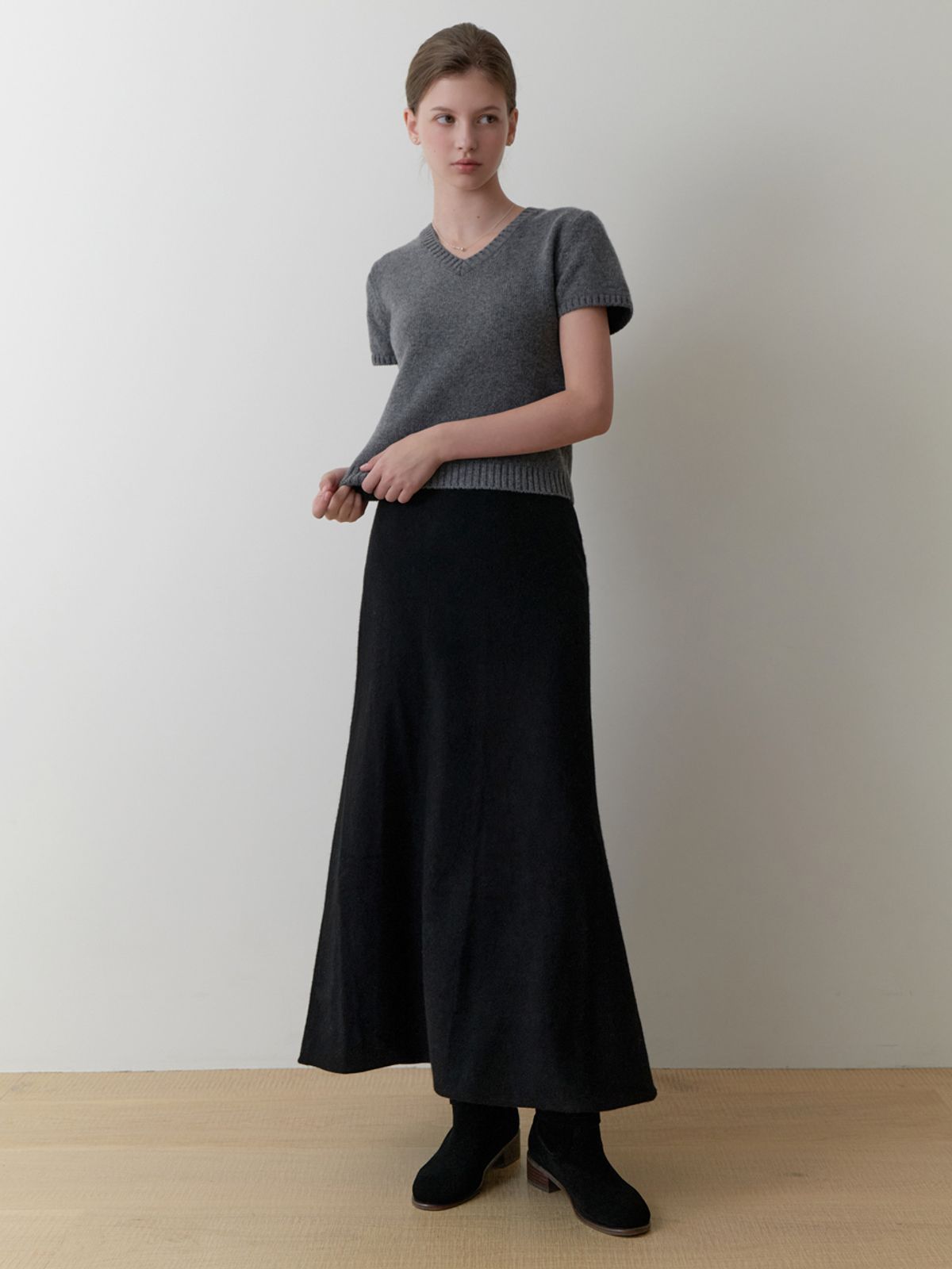 리엘(RE L) Ooze knit flare skirt (black)
