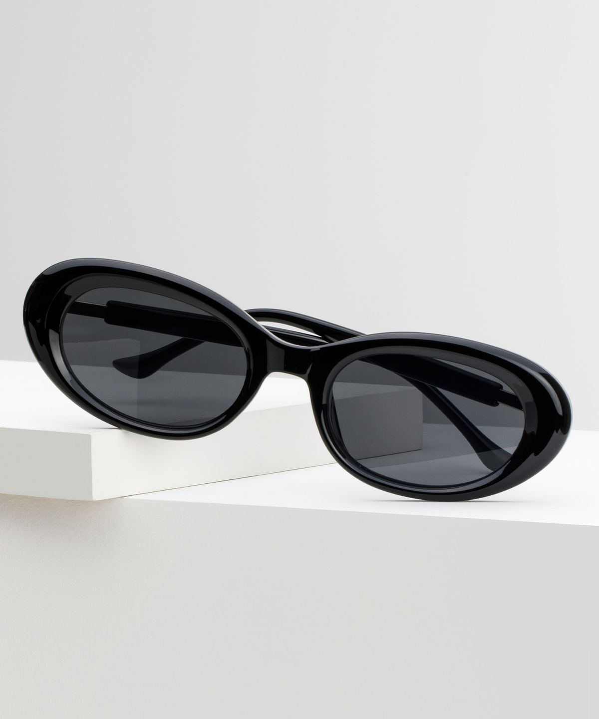 리끌로우(RECLOW) RC SHELL 선글라스 BLACK