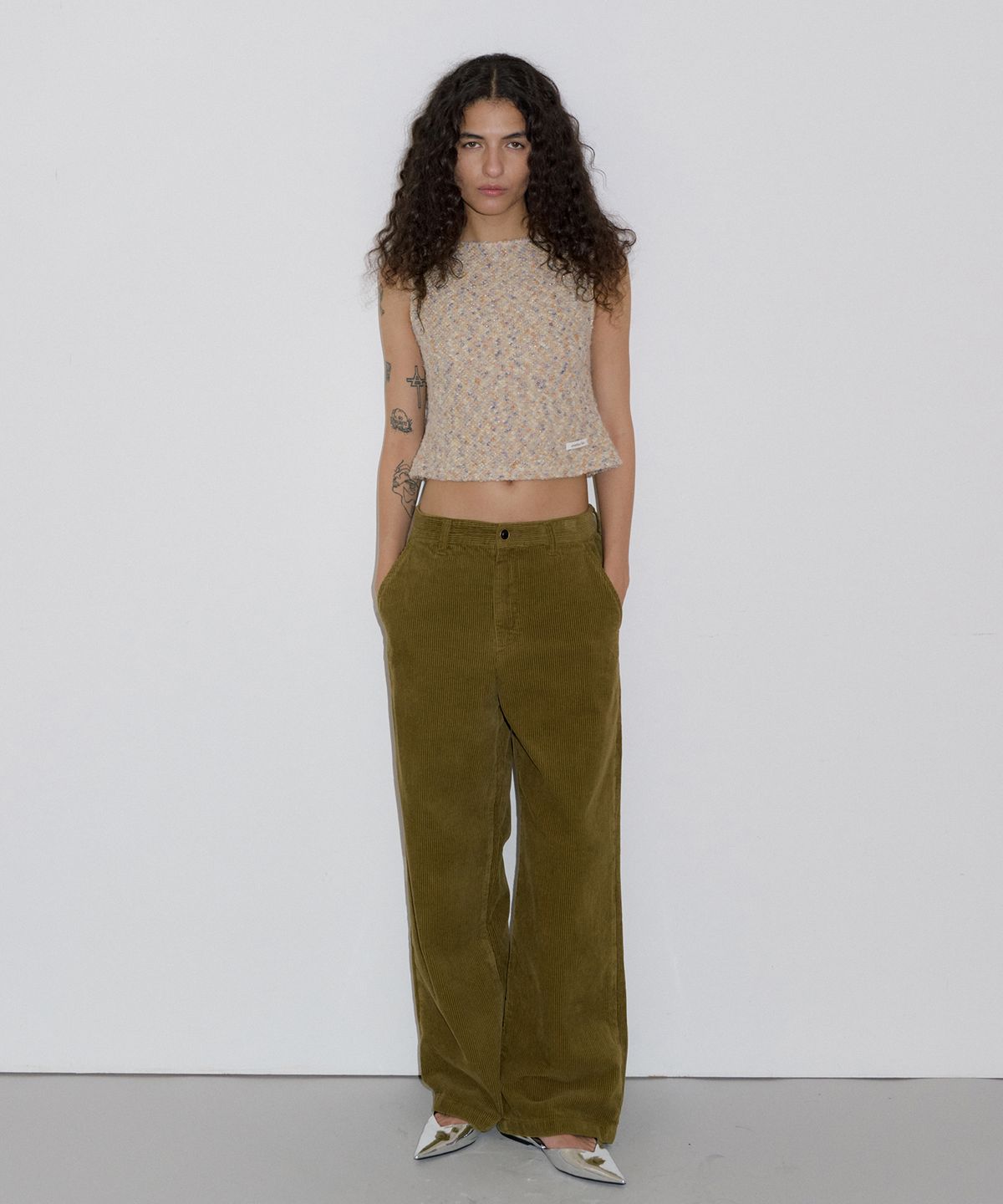 오버듀플레어(OVERDUEFLAIR) CORDUROY WIDE PANTS_OLIVE