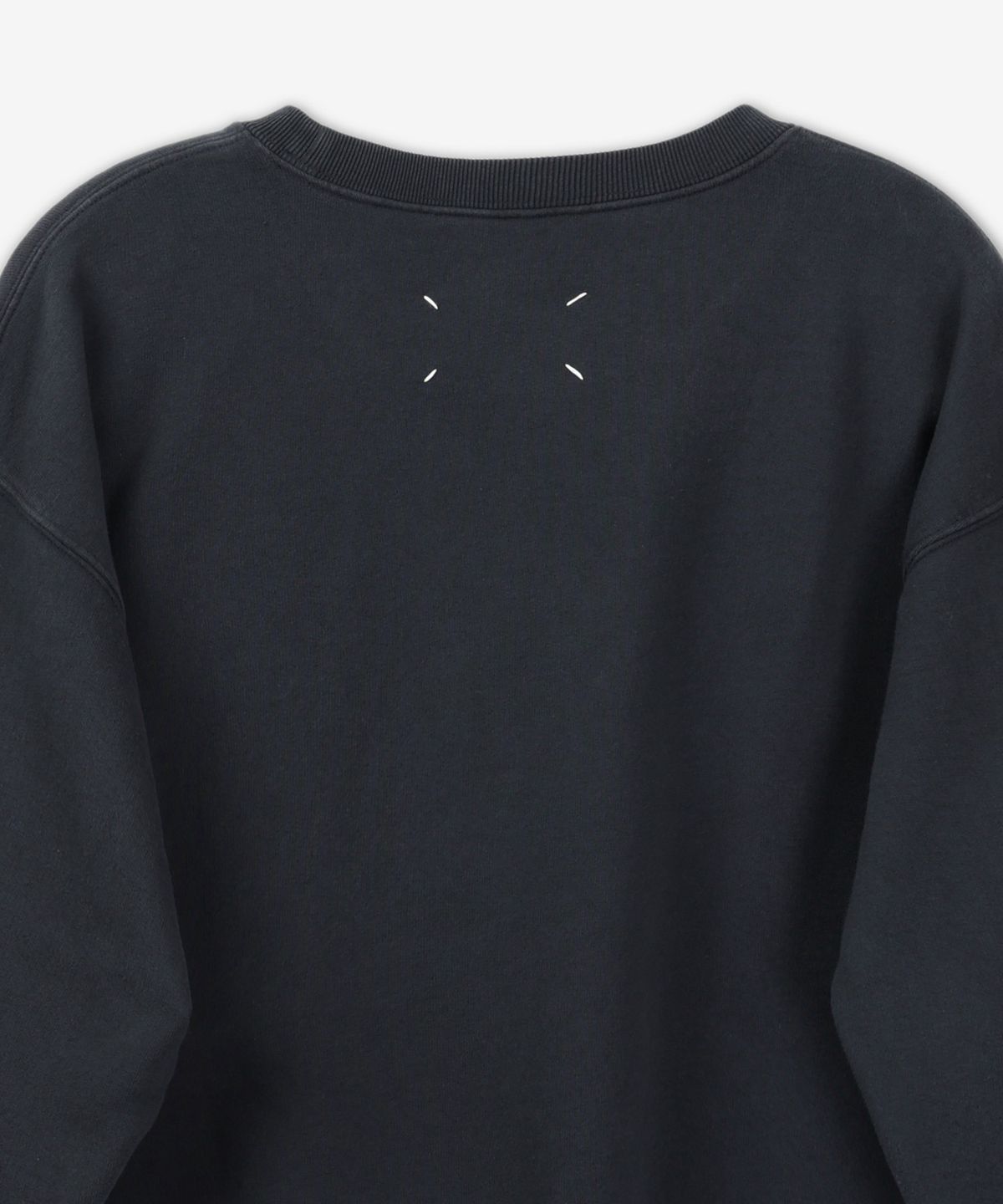 메종 마르지엘라(MAISON MARGIELA) 로고 맨투맨 - 빈티지 블랙 / S51GU0134S25570960