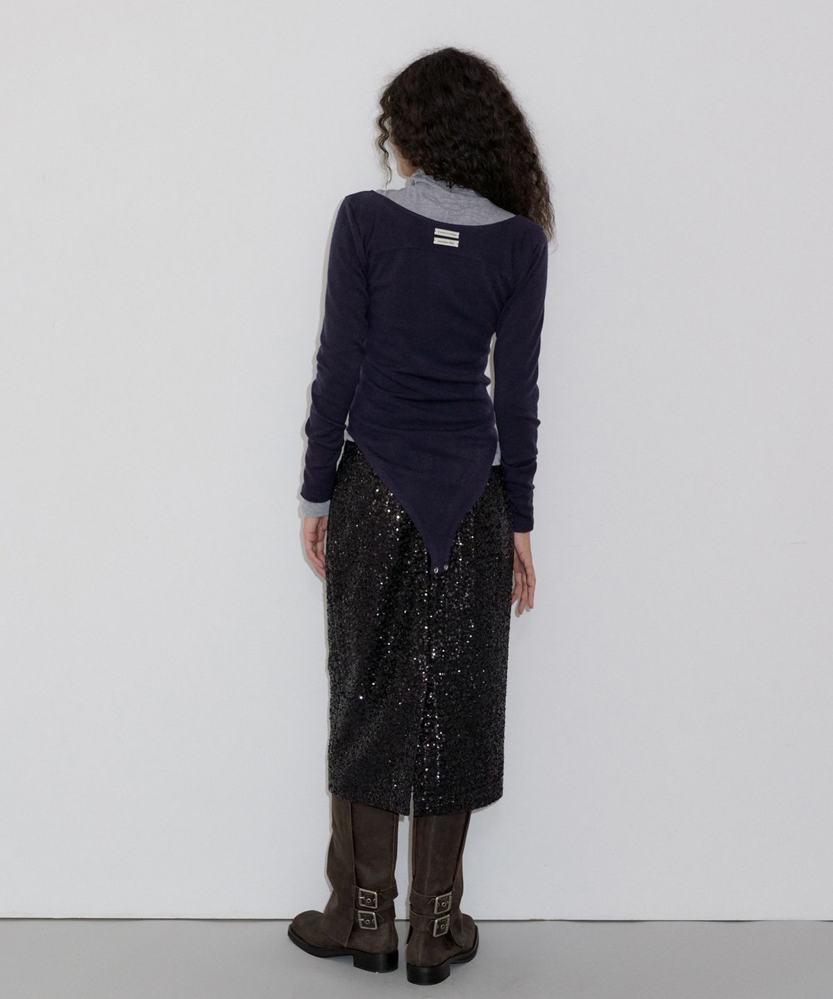 오버듀플레어(OVERDUEFLAIR) SPANGLE MIDI SKIRT_BLACK