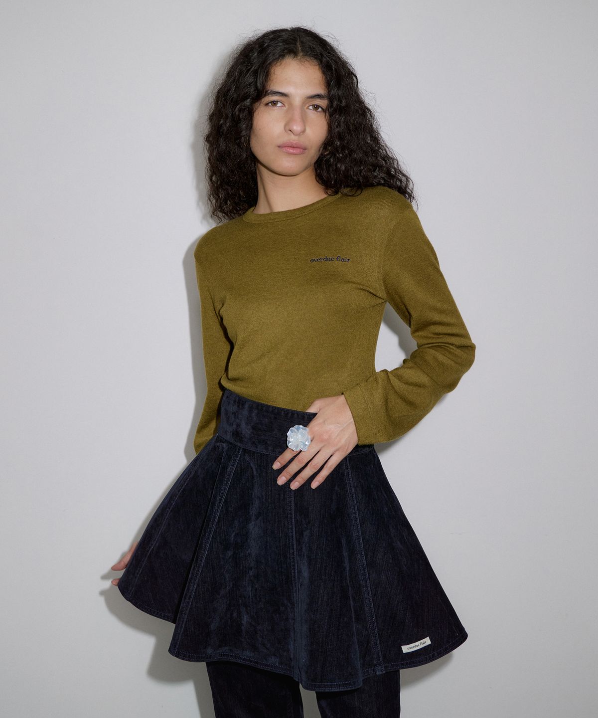 오버듀플레어(OVERDUEFLAIR) VELVET DENIM SKIRT_NAVY