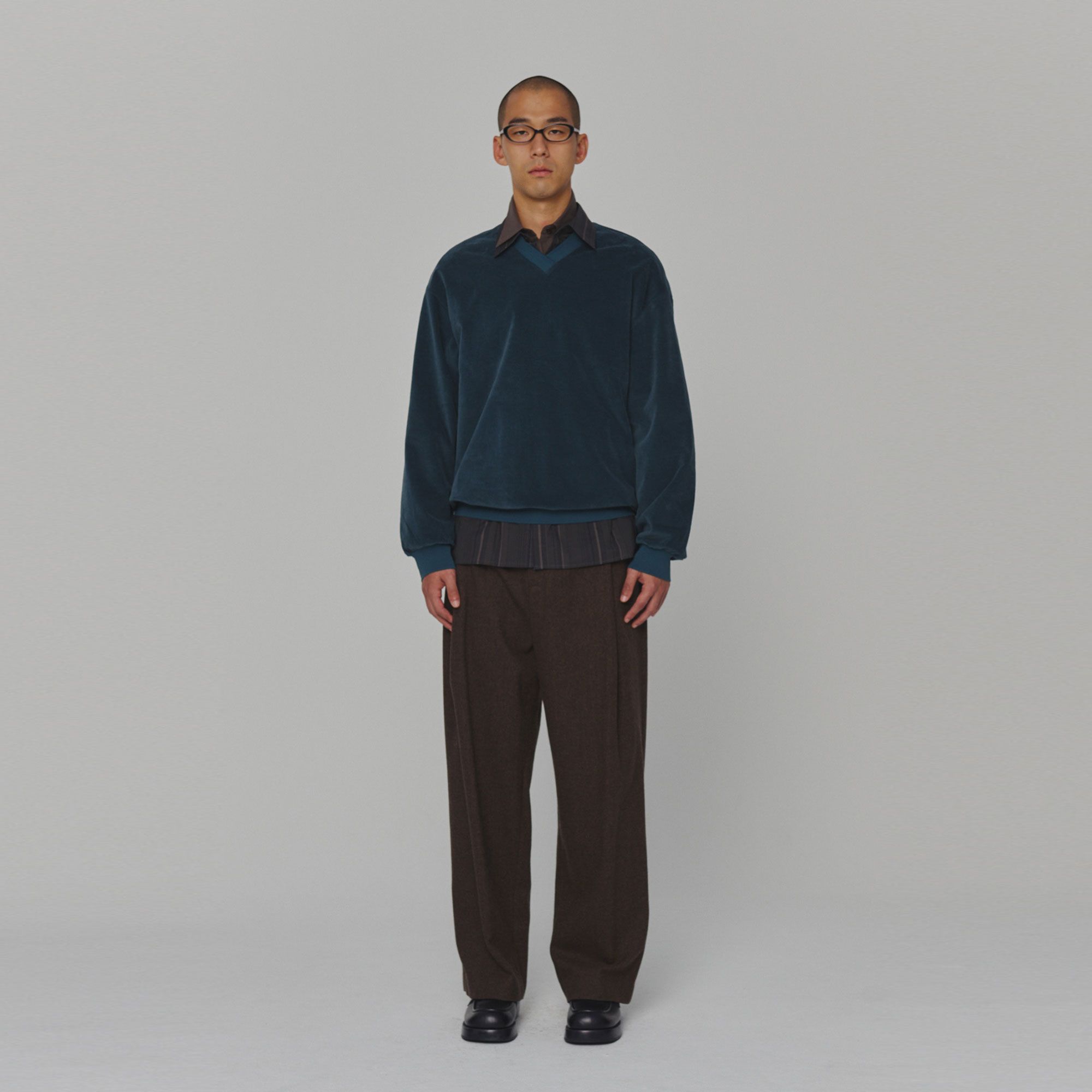 아모멘토(AMOMENTO) VELVET V-NECK PULLOVER (3COLORS) - 사이즈