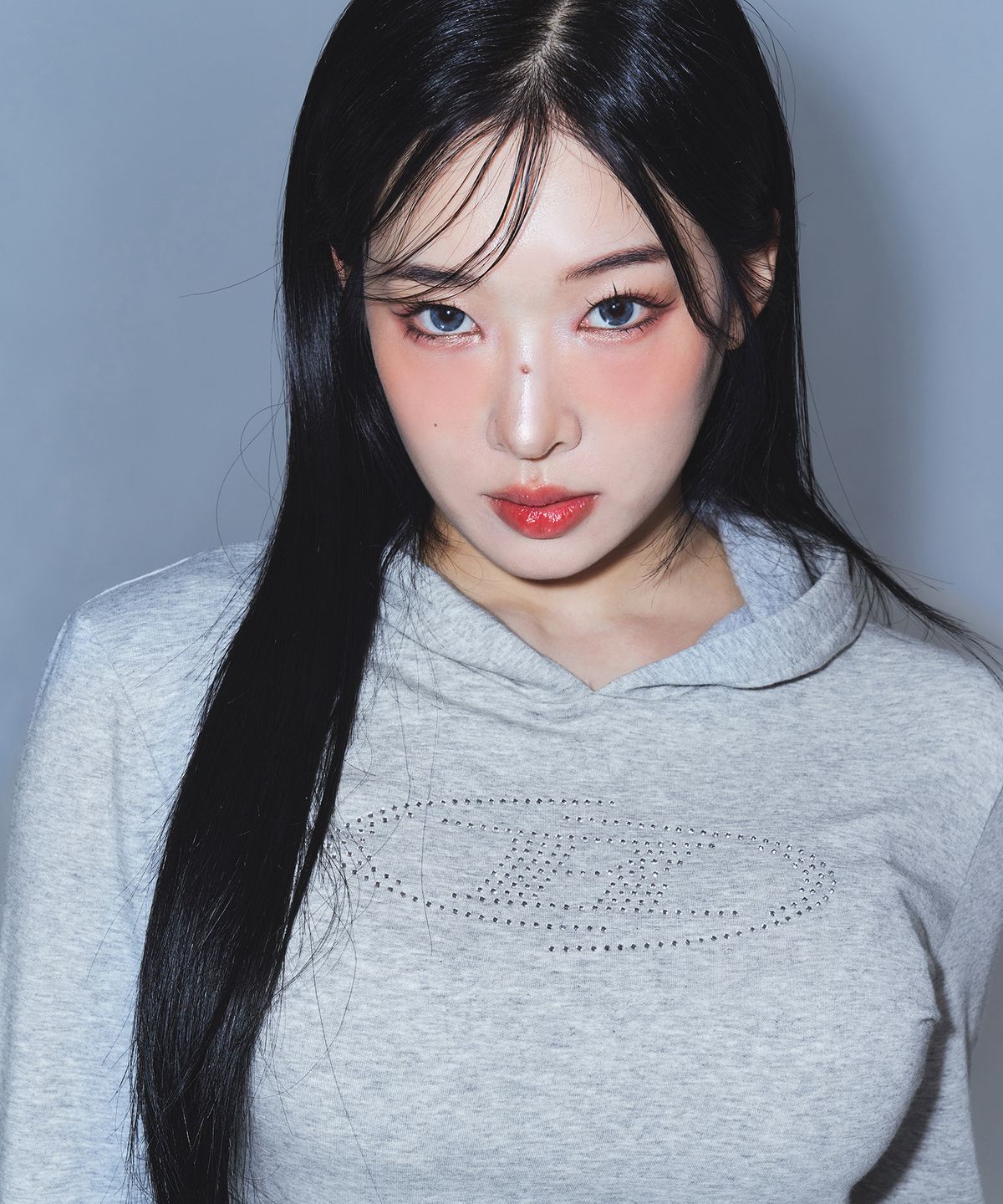 본투윈(BORN TO WIN) SPARKLING B SLIM FIT HOODIE [MELANGE GREY]