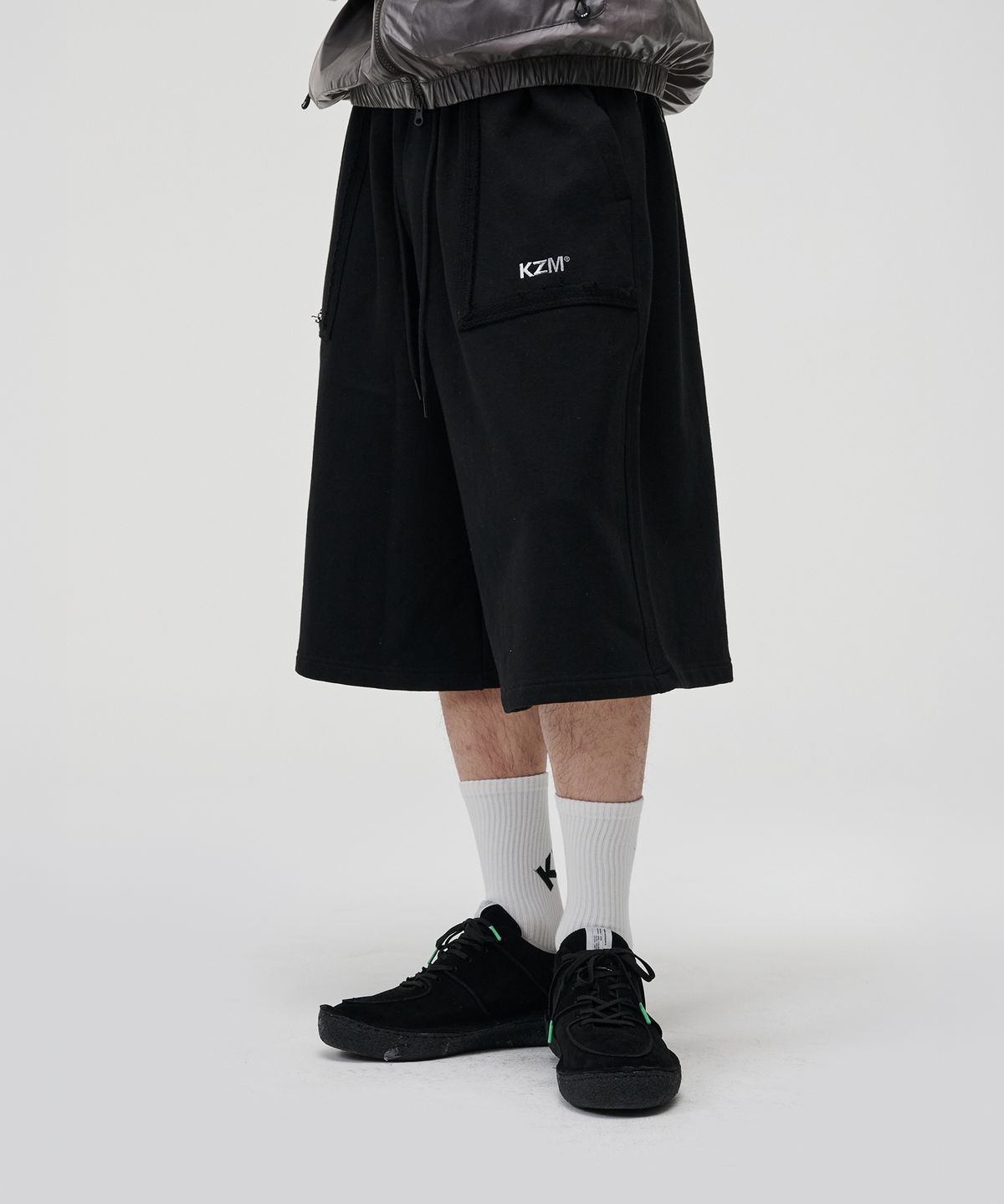 케이지엠(KZM) 버뮤다 헤비 스웻 팬츠