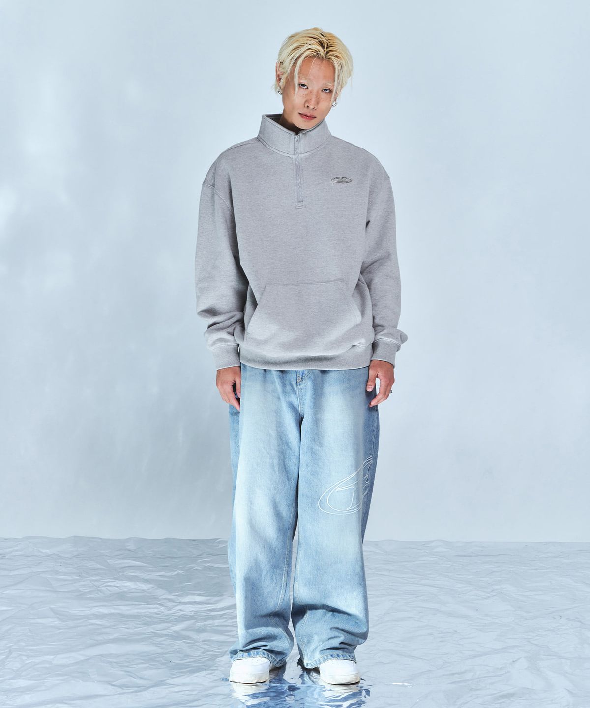 본투윈(BORN TO WIN) CHROME B HALF ZIP-UP SWEATSHIRTS [MELANGE GREY]
