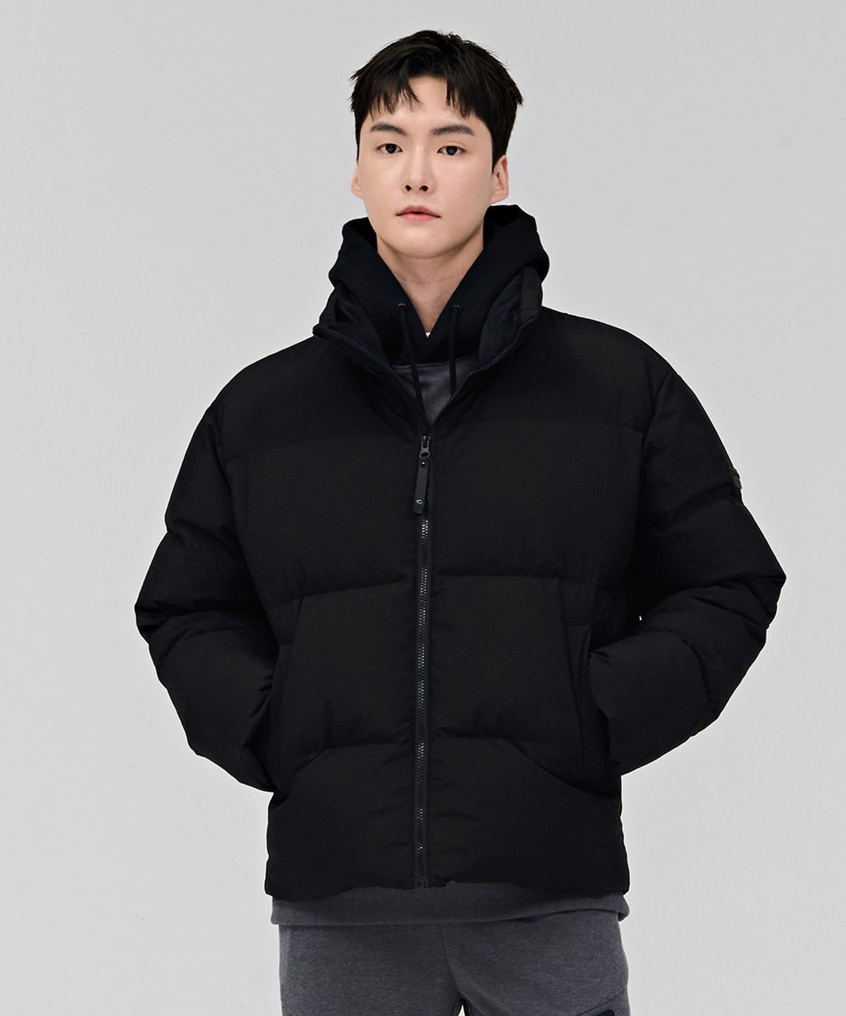 체이스컬트(CHASECULT) 공용 베이직 푸퍼 패딩 점퍼-블랙