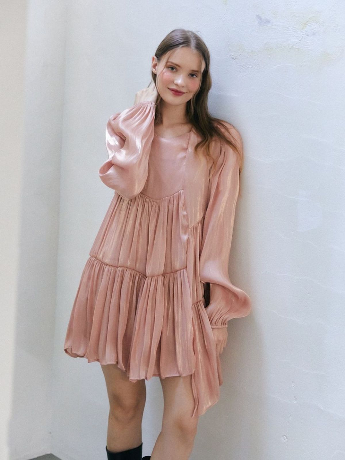 패브릭서울(FABRICSEOUL) satin glossy mini dress_pink