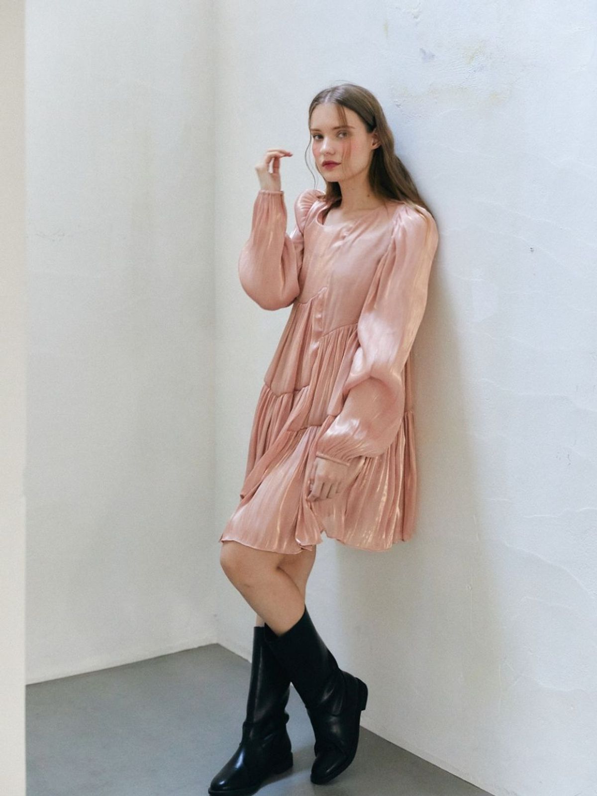 패브릭서울(FABRICSEOUL) satin glossy mini dress_pink