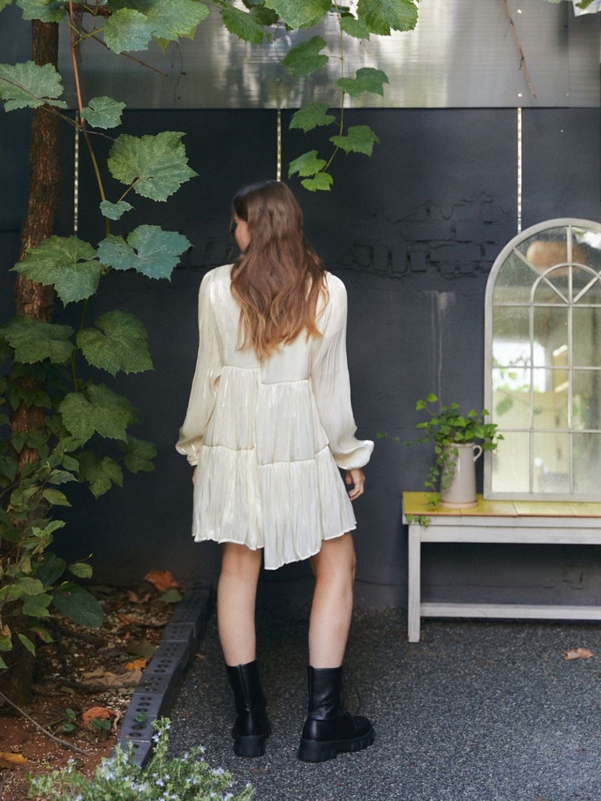 패브릭서울(FABRICSEOUL) satin glossy mini dress_ivory