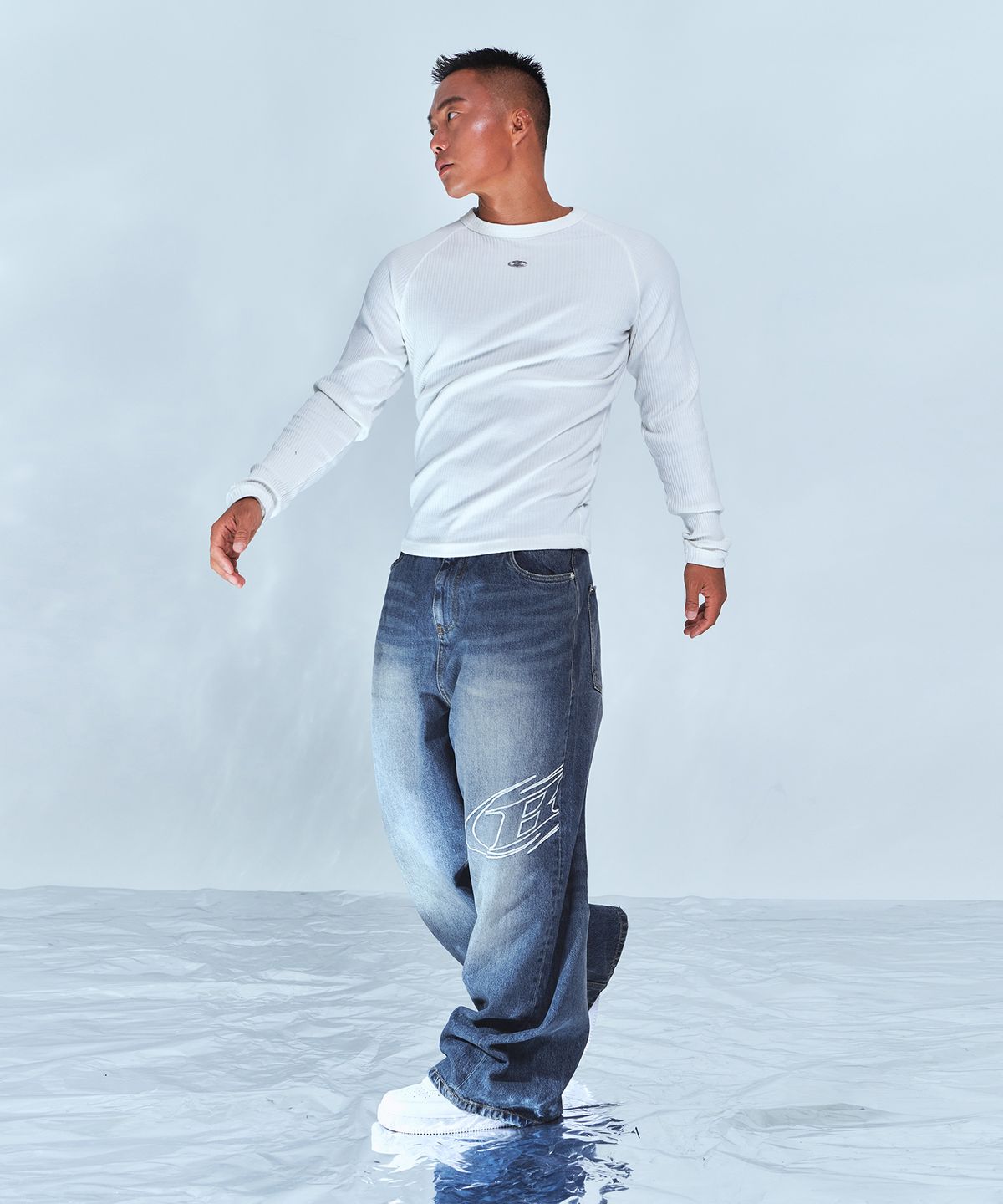 본투윈(BORN TO WIN) STROKE B WASHED WIDE DENIM PANTS [BLUE]