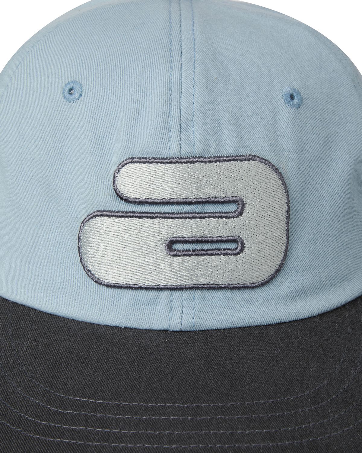 에이이에이이(AEAE) ALPHABET LOGO COTTON CAP [SKYBLUE/GREY]