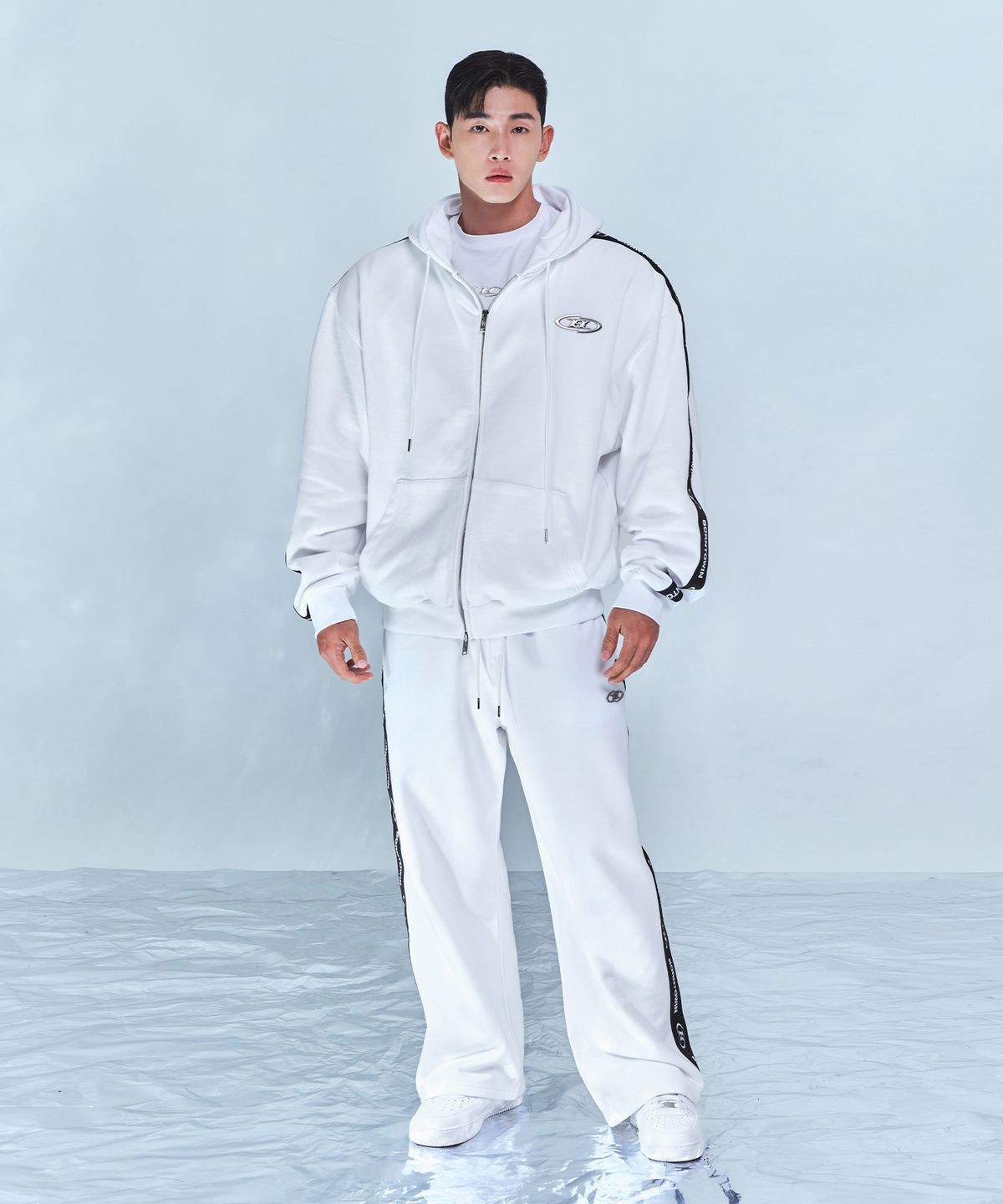 본투윈(BORN TO WIN) CHROME B BLACK LINE WIDE PANTS [WHITE]