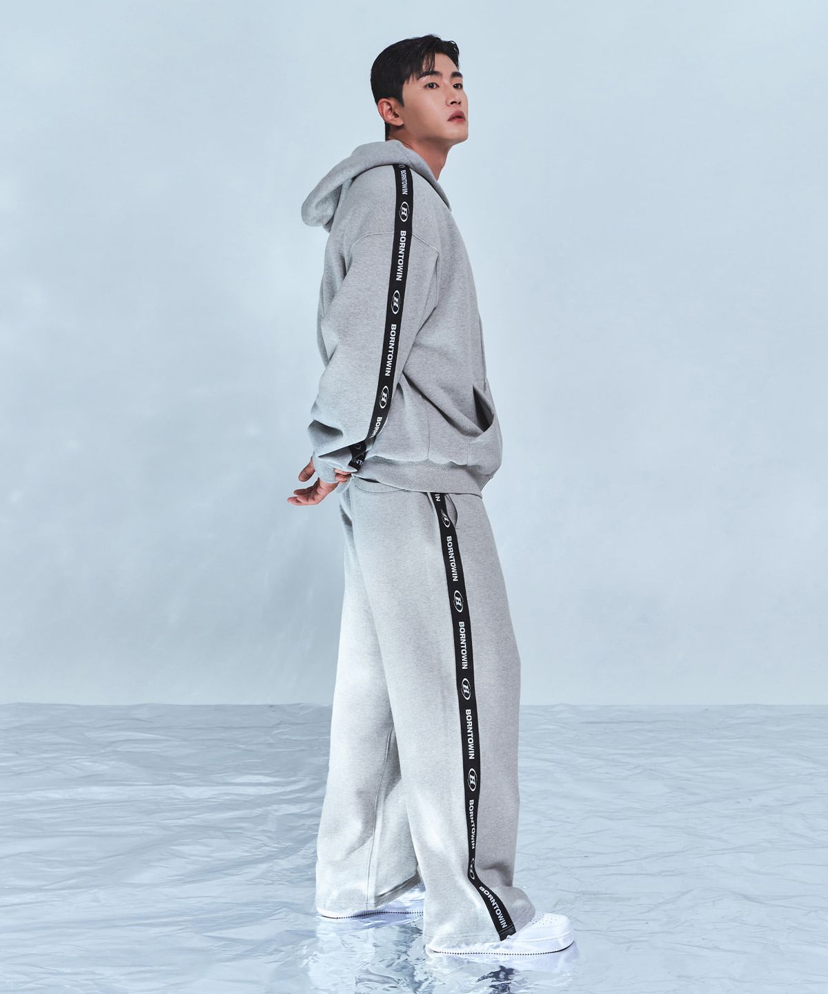 본투윈(BORN TO WIN) CHROME B BLACK LINE WIDE PANTS [MELANGE GREY]