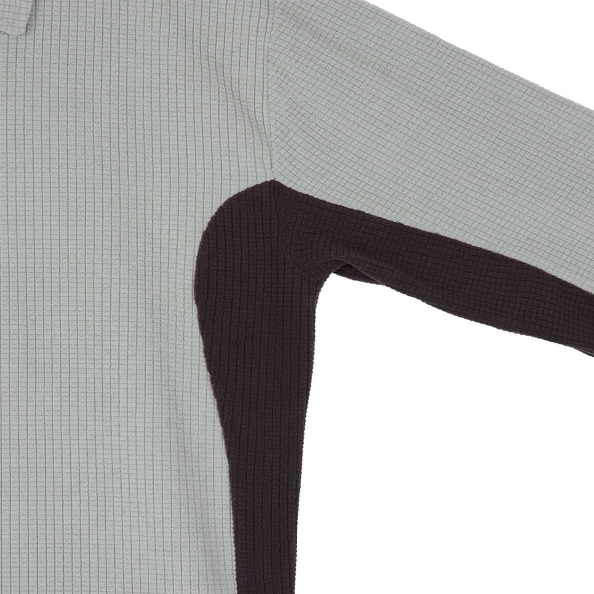 이레귤러(IRREGULAR) EMBOSS HALF ZIP SHIRT (MINT)