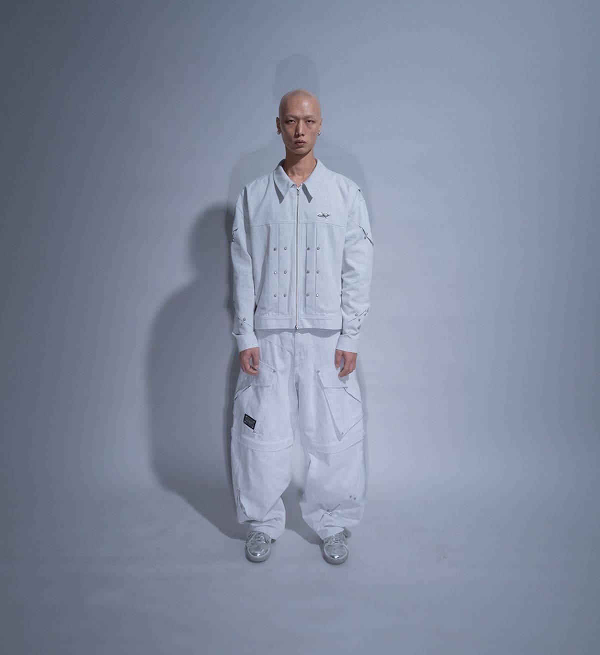 에르 바이 에러리스트(ERR BY ERRORIST) SCAR DENIM JACKET [ASH]