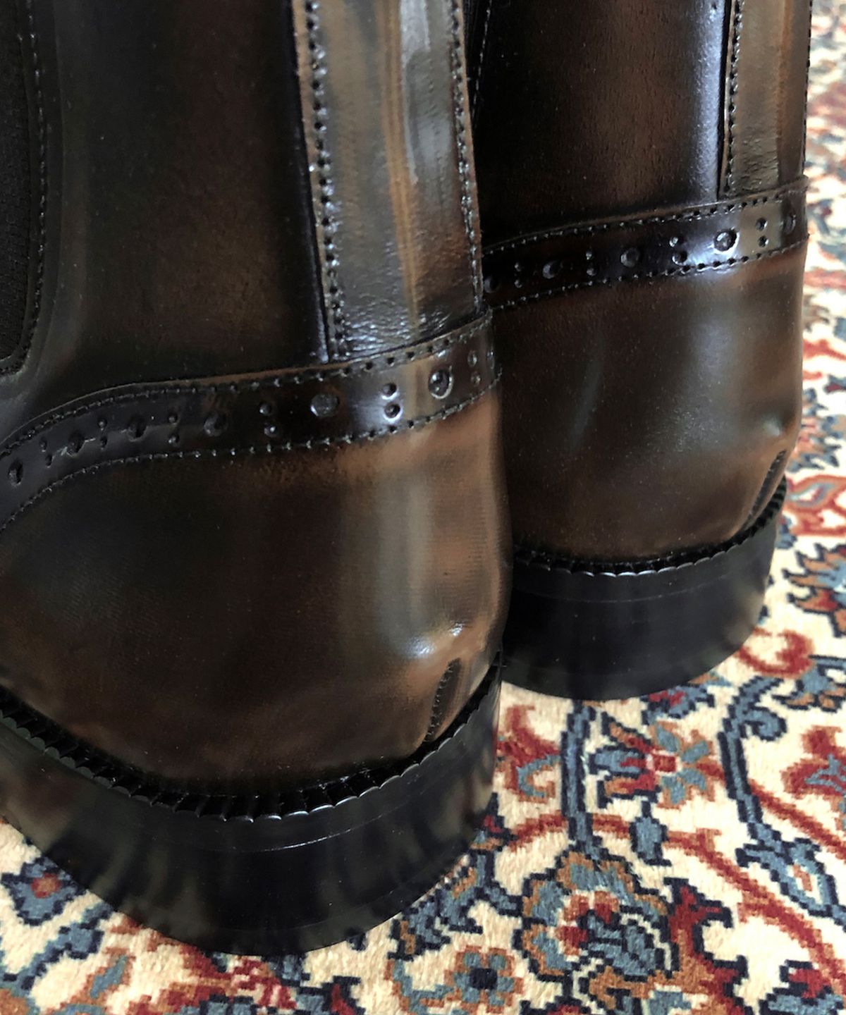 조앤슈(JOENSHOE) 칸도 스트레이트팁 첼시부츠 브라운