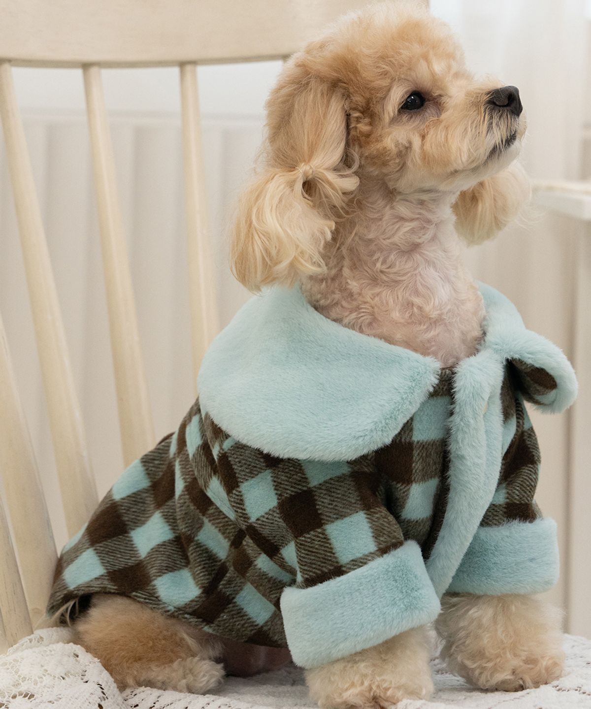 베일리(BAILEY) 강아지 하네스옷 체크퍼코트 스카이브라운