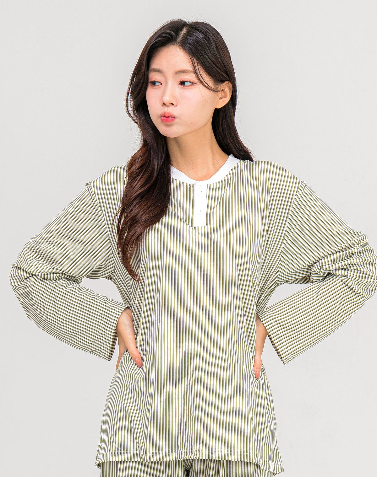 에이원(AONE) [SET] 커플 피치기모 클래식 라인 라운드 잠옷