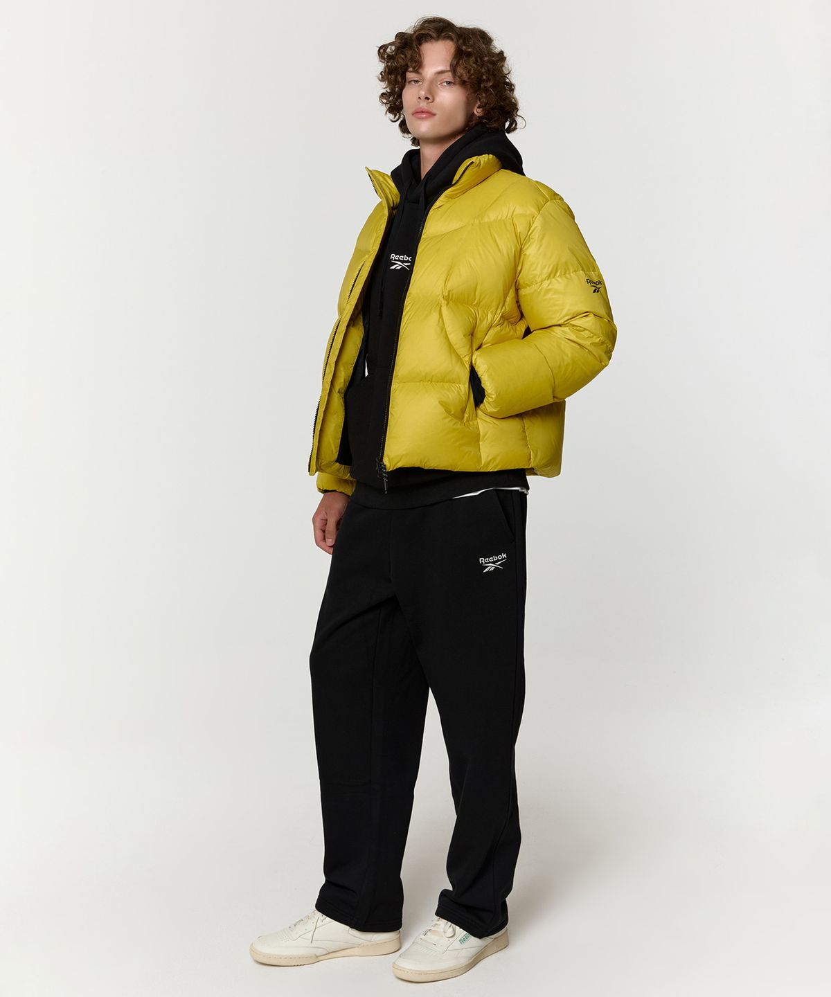 리복(REEBOK) 펌프 패리스 다운 자켓 - 옐로우