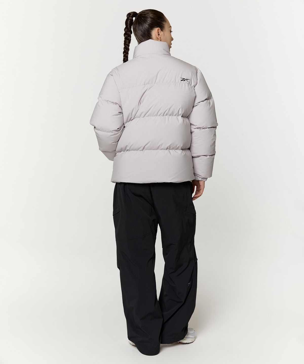 리복(REEBOK) 액티브 숏 다운 자켓 - 그레이