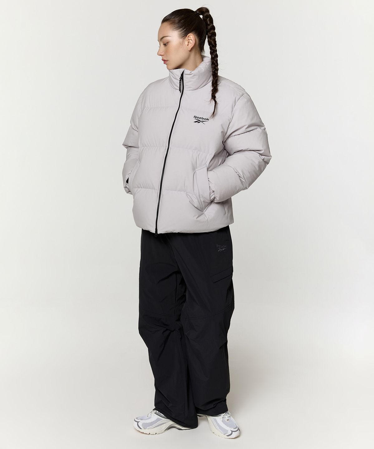 리복(REEBOK) 액티브 숏 다운 자켓 - 그레이