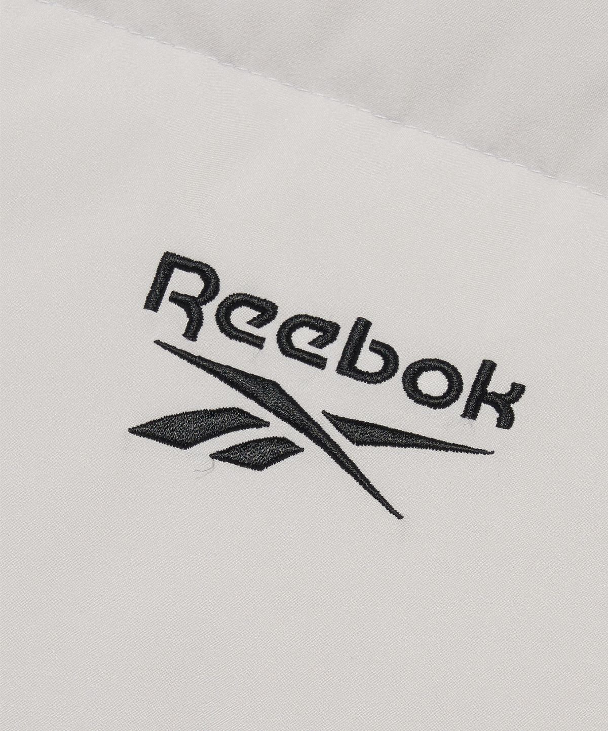 리복(REEBOK) 액티브 숏 다운 자켓 - 그레이