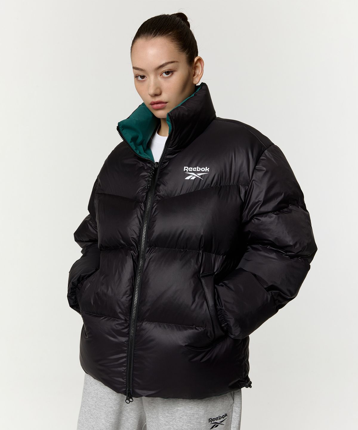 리복(REEBOK) 벡터 리버시블 다운 자켓 - 그린