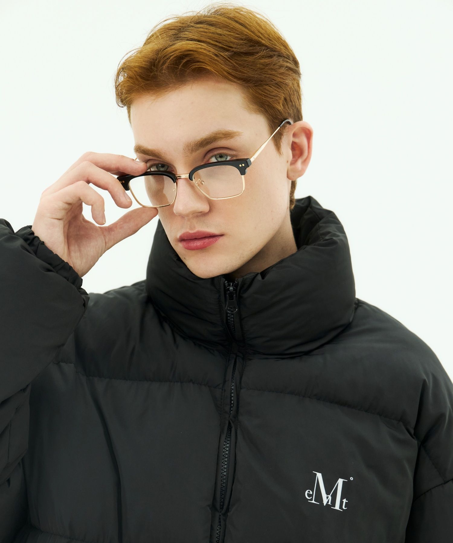 MUSINSA公式 | MUCENT Hep High Neck Signature Wellon Padding