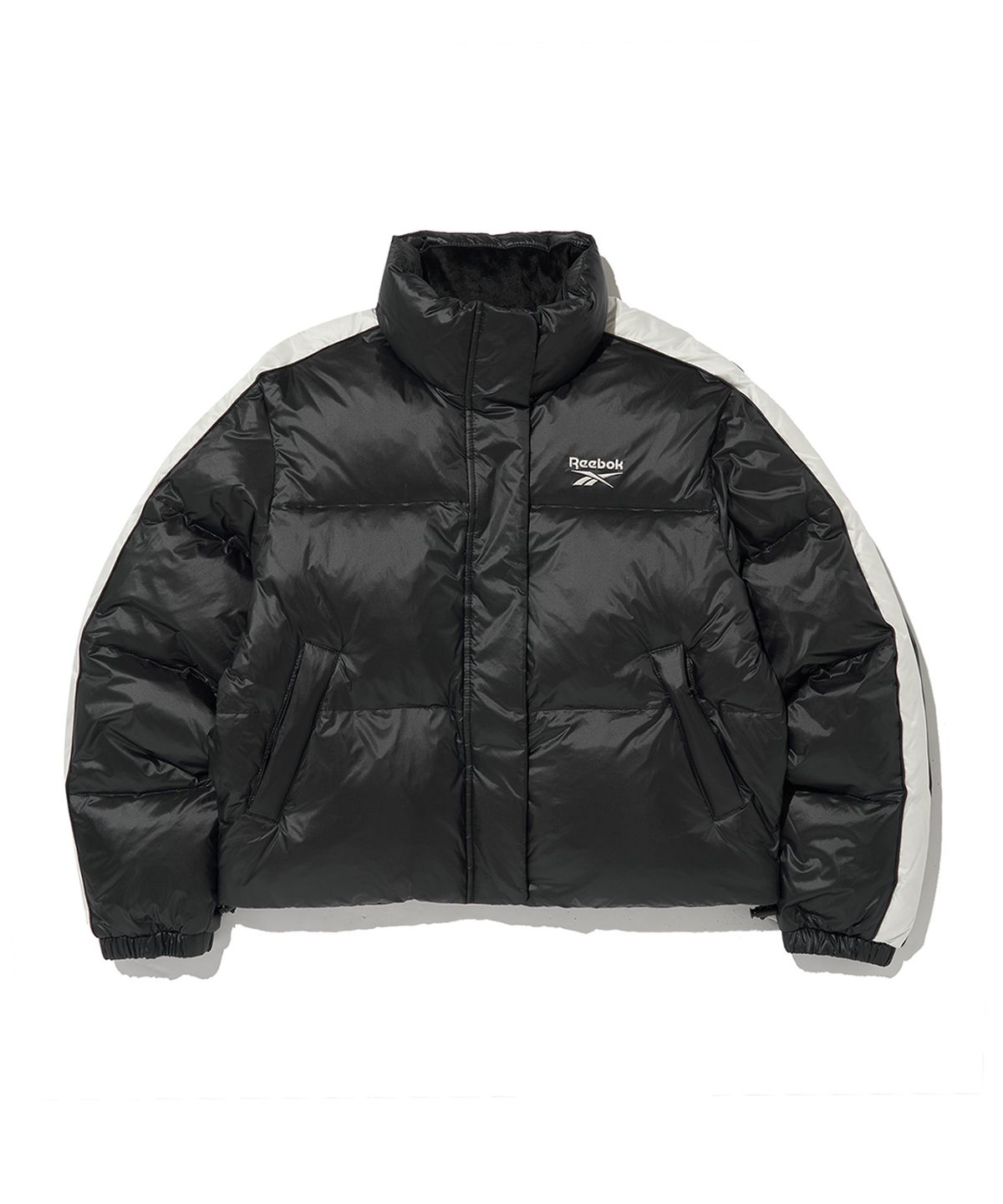 리복(REEBOK) 글로시 패널드 크롭 다운 자켓 (W) - 블랙
