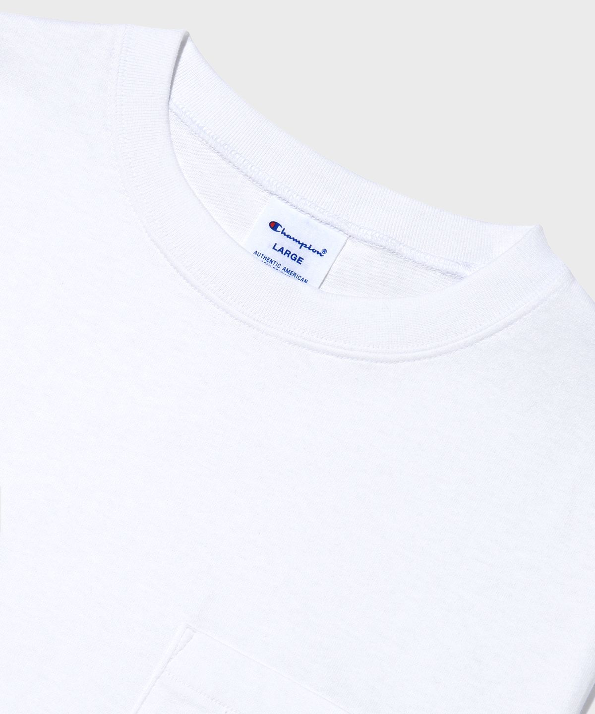 챔피온(CHAMPION) 베이직 포켓 반팔 티셔츠 White
